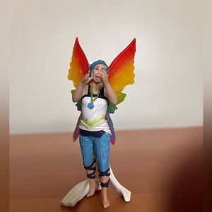 Schleich   retired Dunya Rainbow fairy Bayala